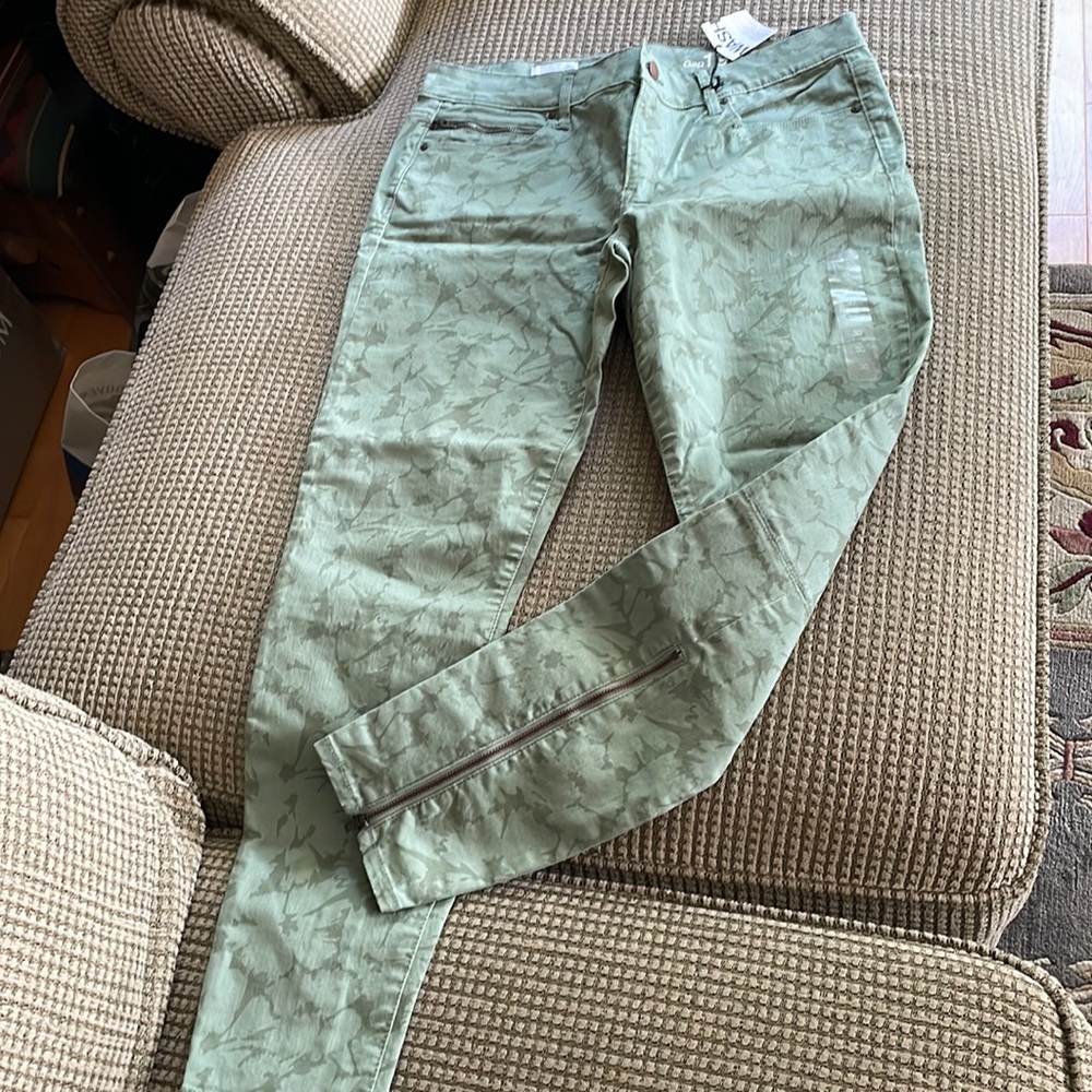 Gap green floral print jean leggings (sz 30)